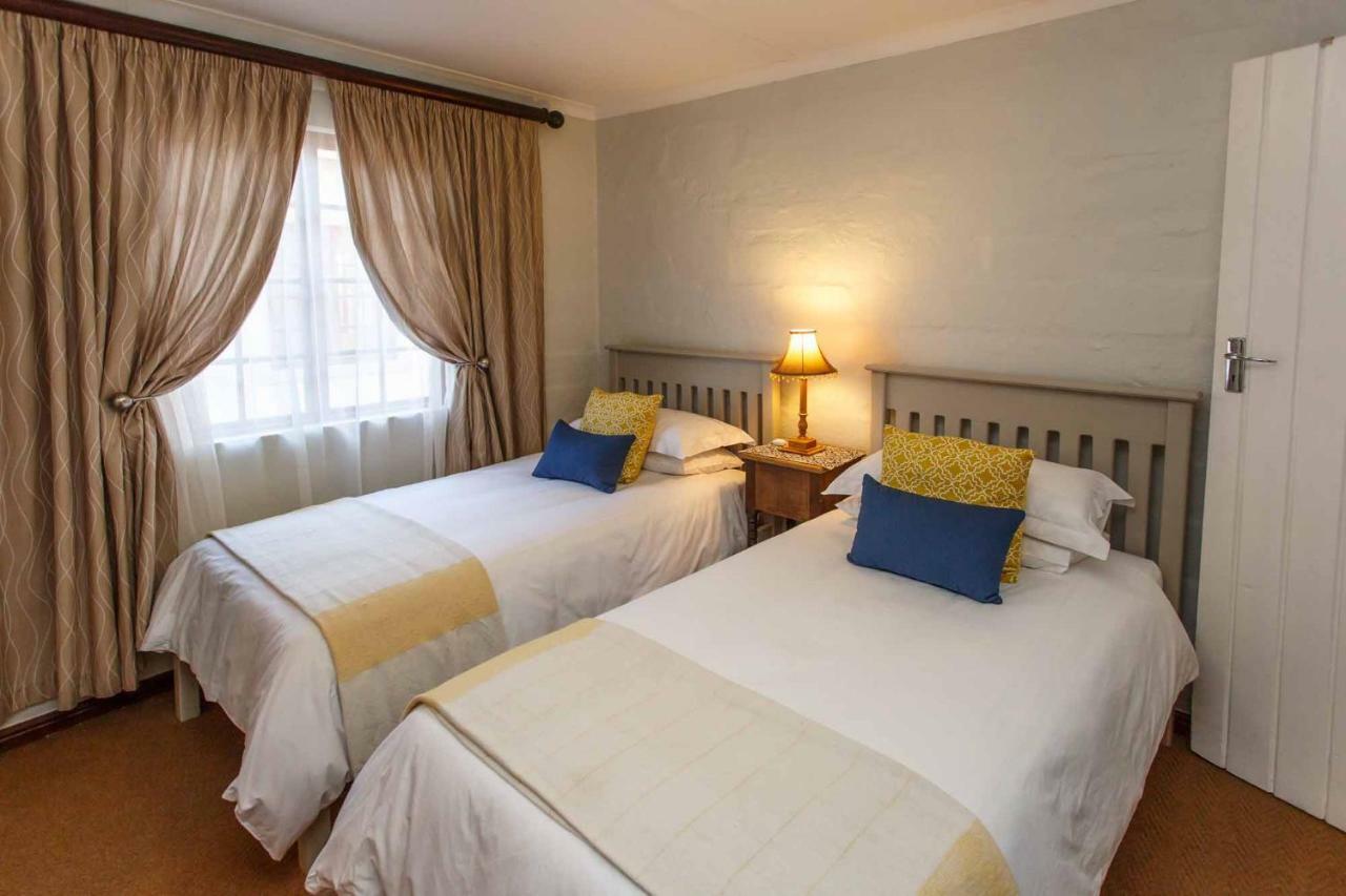 Hazenjacht Karoo Lifestyle - SPITZKOP Appartement Oudtshoorn Buitenkant foto